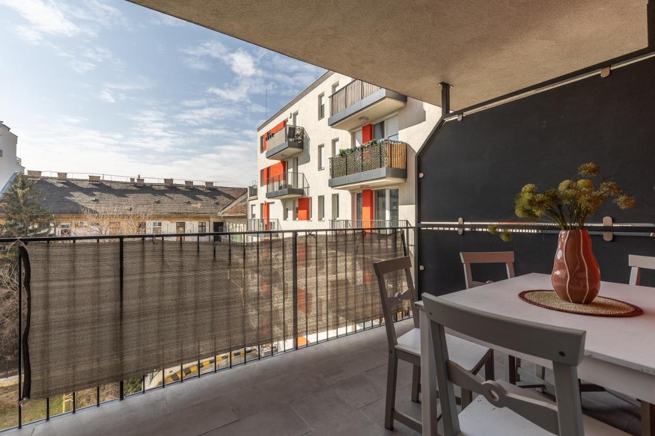 All You Need In Bp - Garage, Terraces, Aircon بودابست المظهر الخارجي الصورة